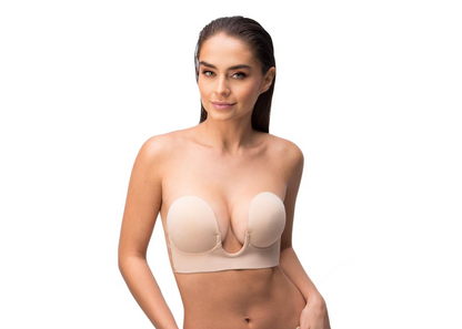 Brassiere cubierta adhesiva